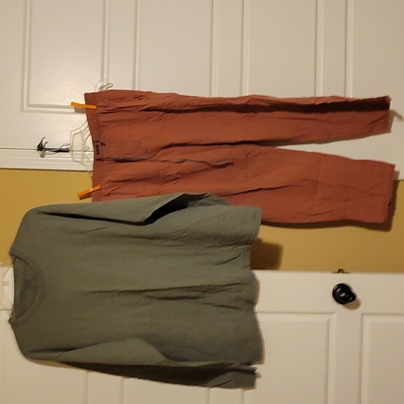 Calvin Klein drawstring lounge pants with gray stripes. Medium - Picture 4 of 8